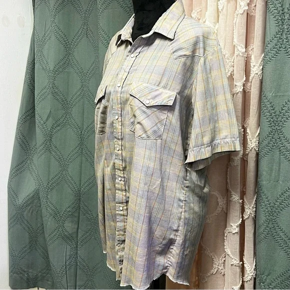 Vintage Men's Plaid Pearl Snap Short Sleeve Shirt - Size Large - Picture 5 of 14